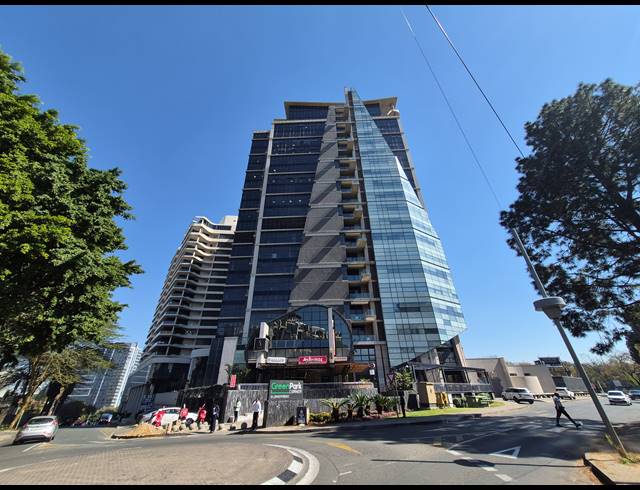 412M² OFFICE TO LET IN SANDTON CENTRAL